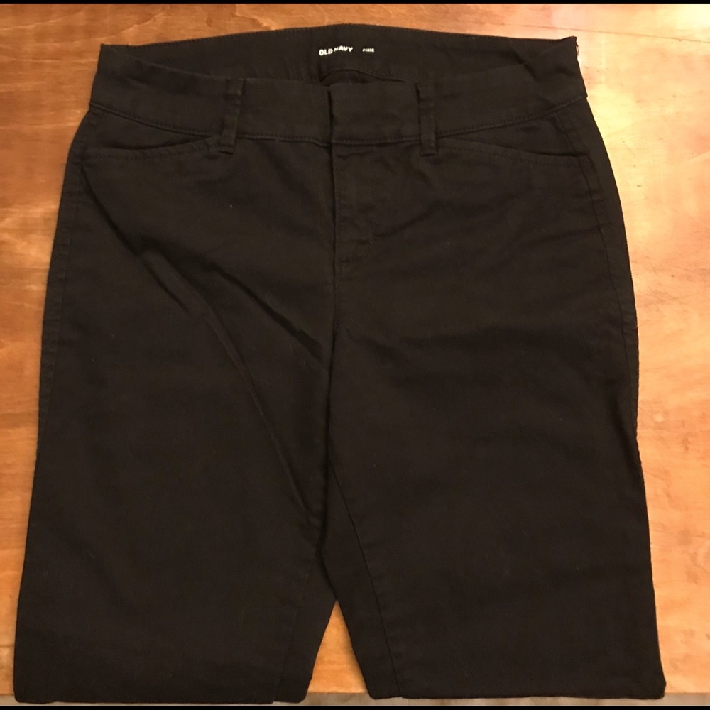 Old Navy Pixie Pant - Picture 2 of 5